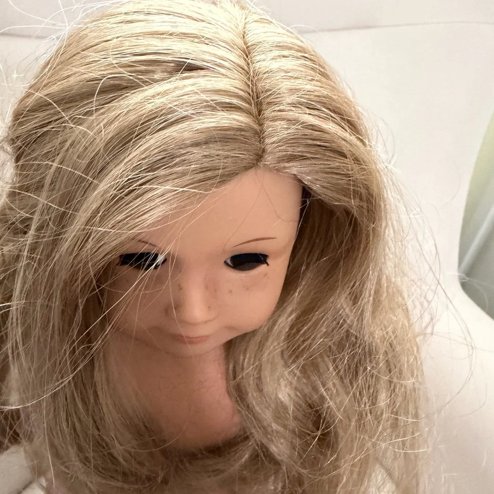 American Girl Doll with Red Jacket and Blue Jeans Truly me retired #24 - Picture 13 of 16